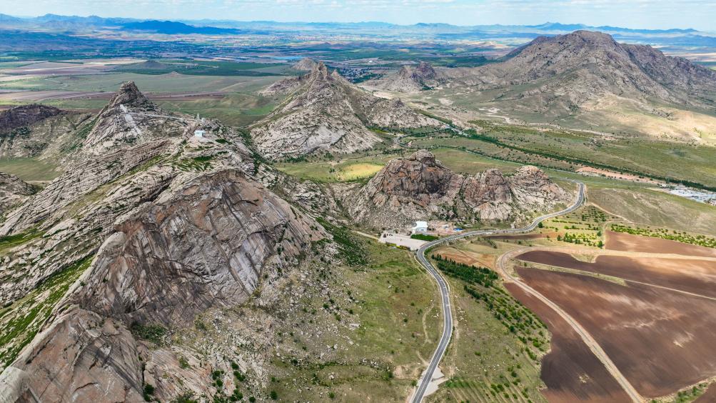 美丽中国｜雄奇峻拔七锅山