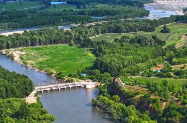 在湿地的呼吸里遇见节气