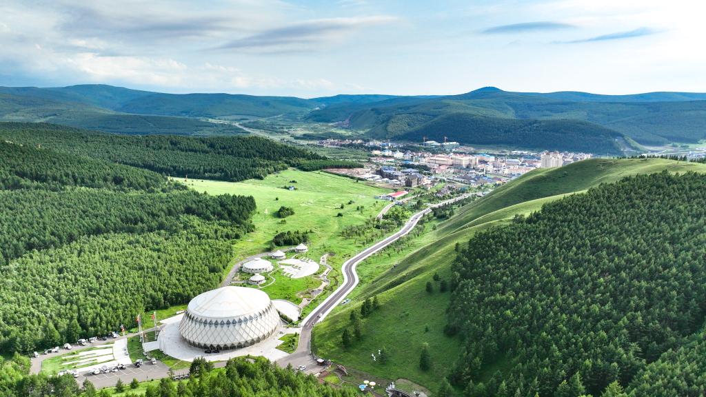 阿尔山，离童话世界有多近？推开门就是了！