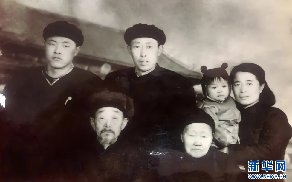 草原那达慕上的“国家的孩子”