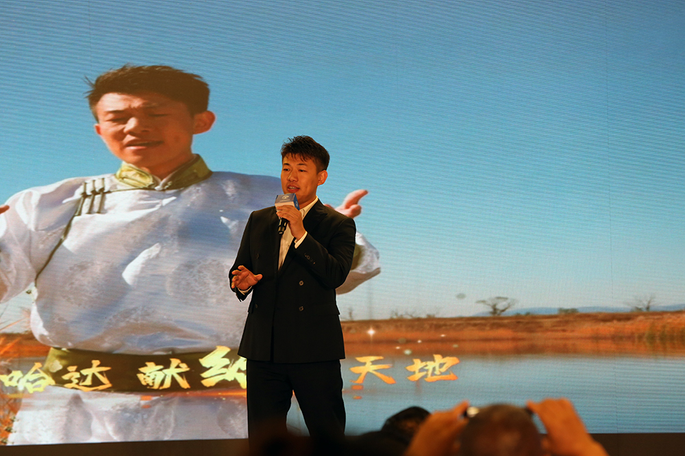 青年歌手阿古达木：以音乐之名 赴一场山河之约