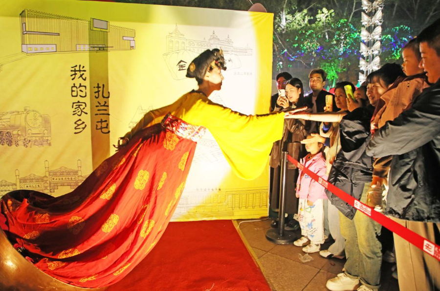 沙果奇妙夜打造沙果産業文旅節慶IP