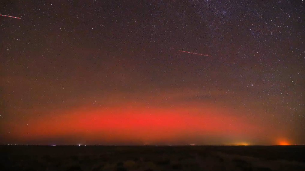 內蒙古烏拉特草原出現極光