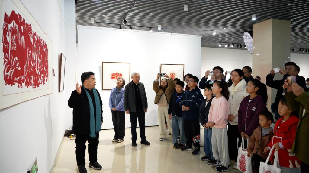 “段建珺剪纸代表作全国巡展巡讲”启动