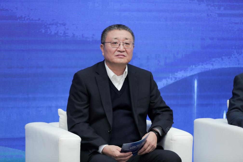 “读懂内蒙古”年会｜张耀：以高质量电网服务乌兰察布算电协同与乡村振兴