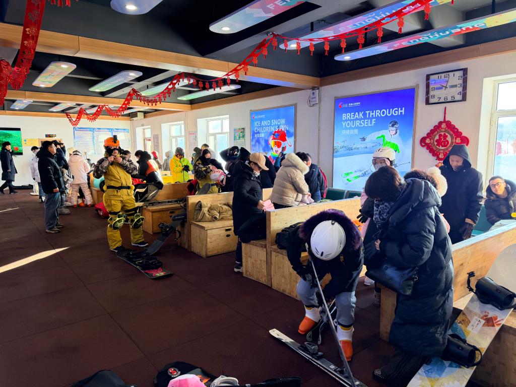 “白”给的快乐 “雪假”请到牙克石