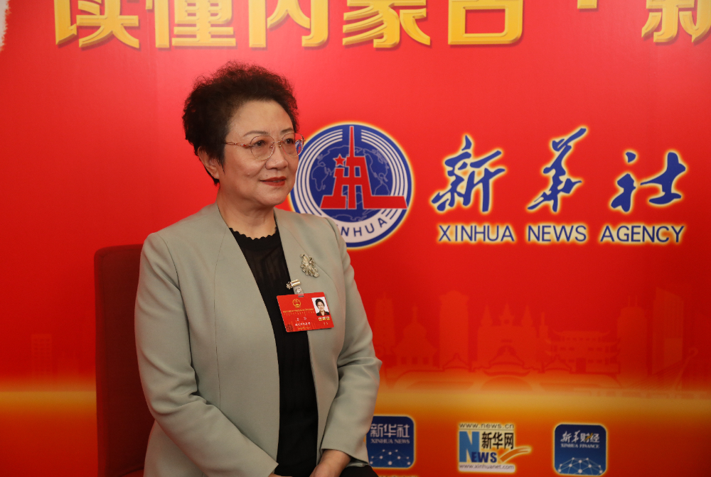 读懂内蒙古·新华访谈丨人大代表王芳：提升家庭文明水平 推动基层治理现代化