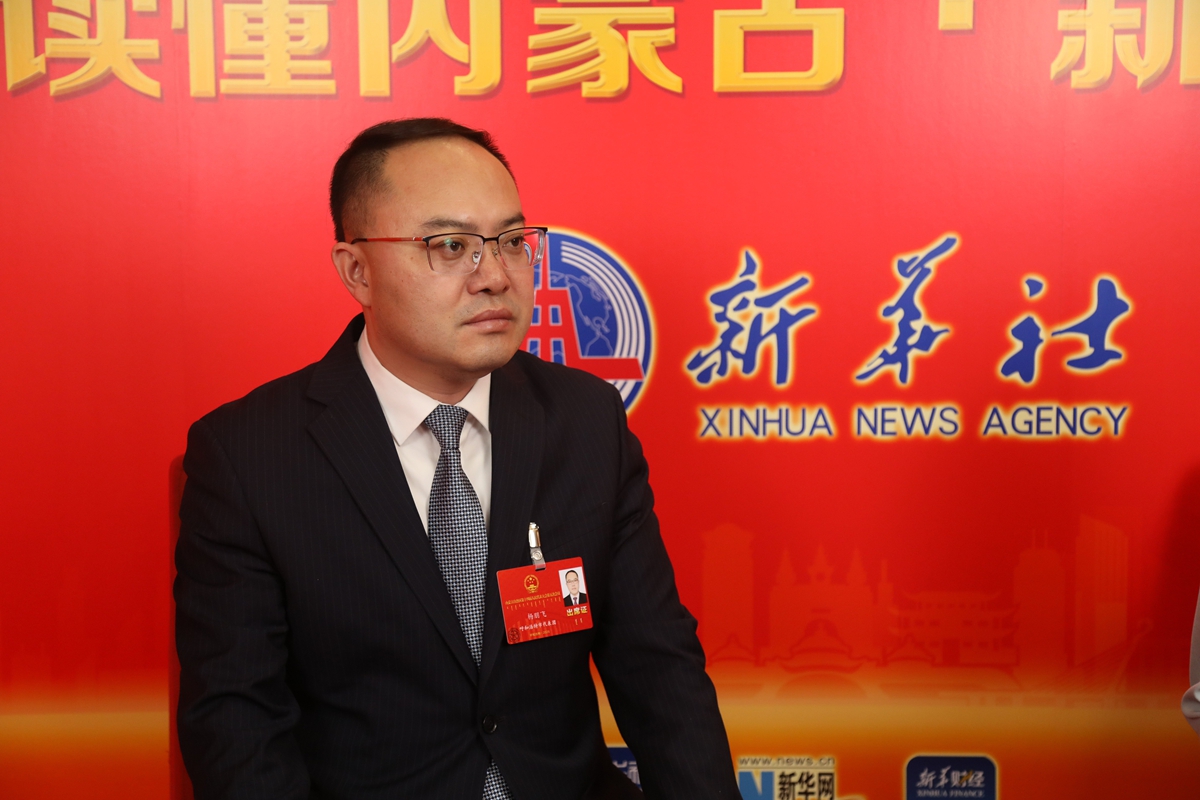 读懂内蒙古·新华访谈丨人大代表杨朋飞：乘势而上 争先进位 坚定不移走“工业立区”之路