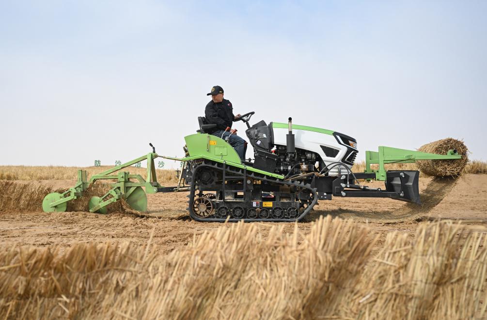 内蒙古阿拉善盟：2026年防沙治沙工程开工