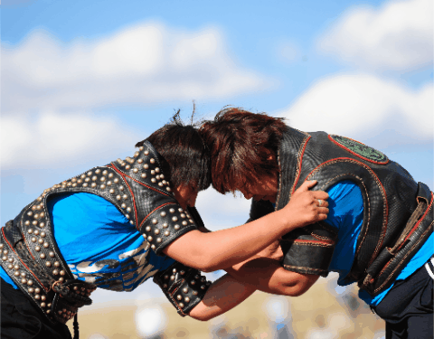 追光 | 草原上的女人们，飒！