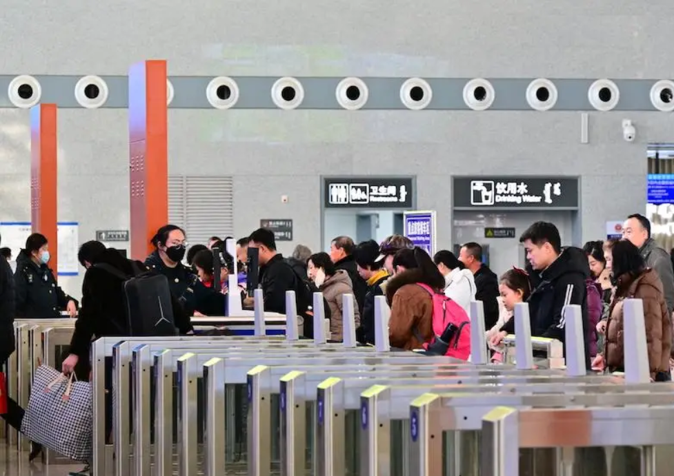 累计发送旅客超454万人次 2026年国铁呼和浩特局春运收官