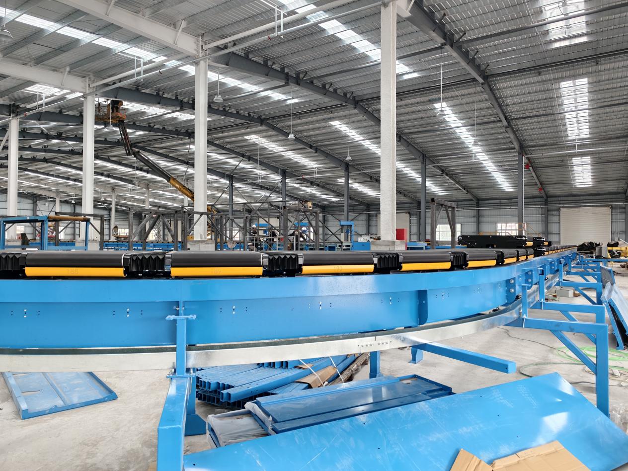 包头市土右旗“超级云仓”开工