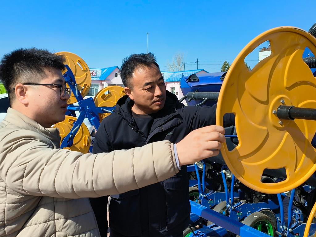 莫旗：推进水肥一体化 为丰产添动力