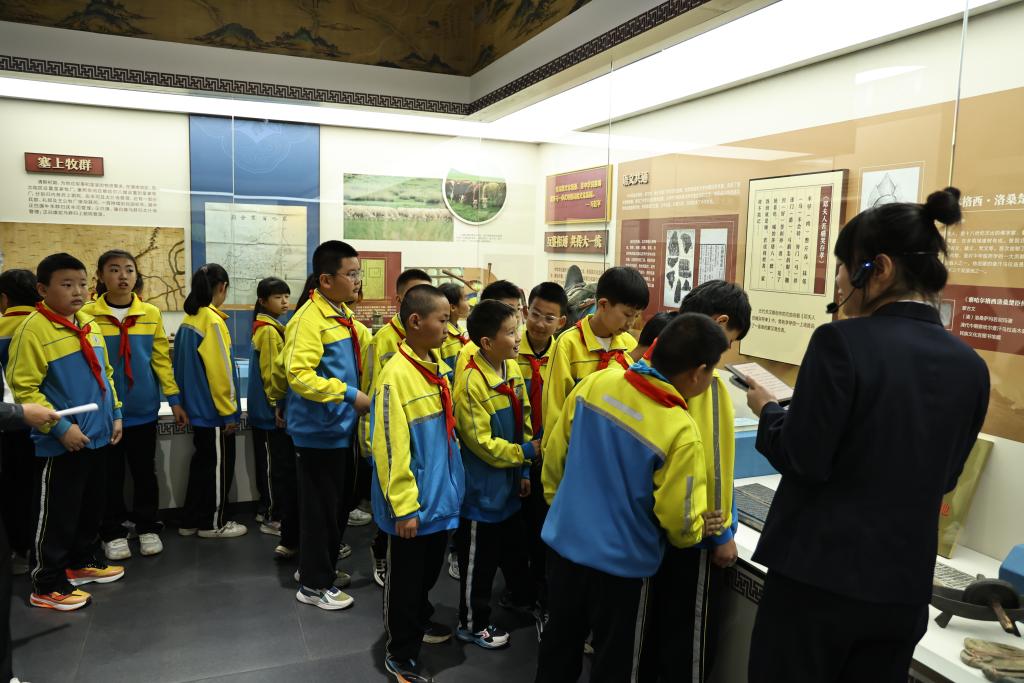 新添红色地标 正镶白旗一主题馆焕新开放