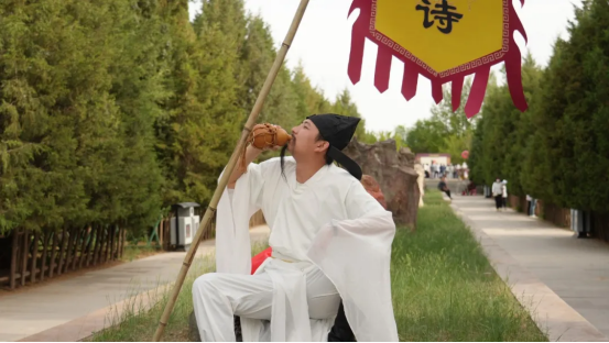 沉浸式国风互动演绎点亮和林格尔南山景区