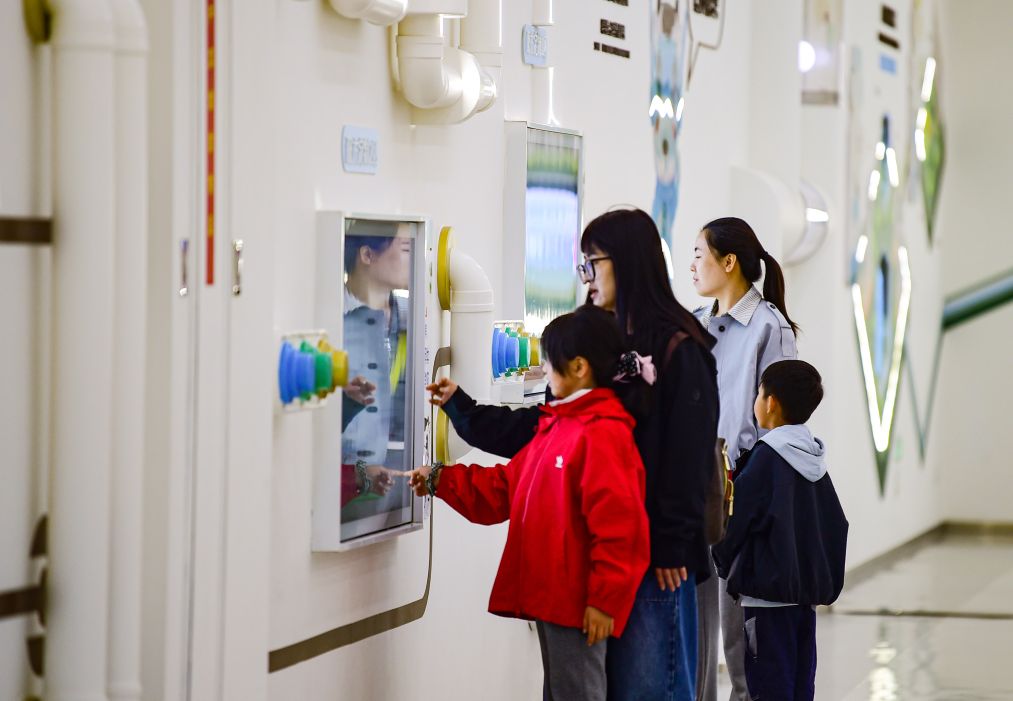 呼和浩特：伊利健康谷成国庆假期热门打卡地