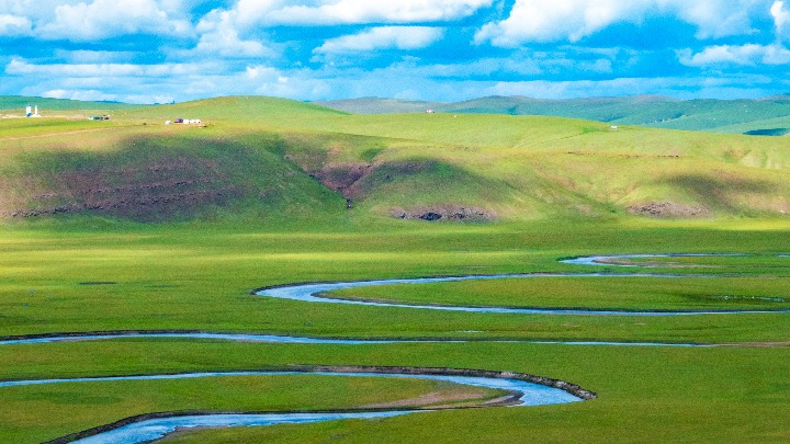 内蒙古呼伦贝尔：山清水秀生态美